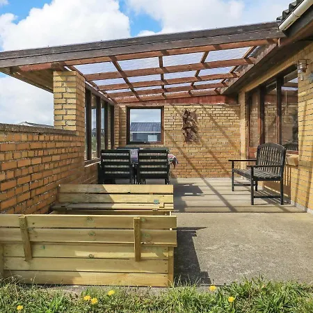 Three-bedroom Holiday In Ringkobing 2 Semesterbostad *