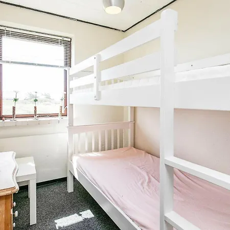 Semesterbostad Three-bedroom Holiday In Ringkobing 2