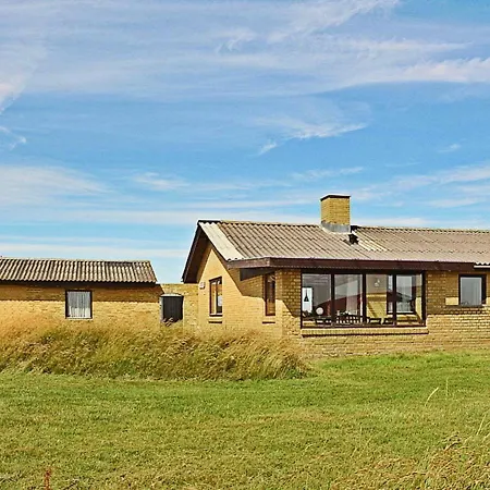 Three-bedroom Holiday In Ringkobing 2